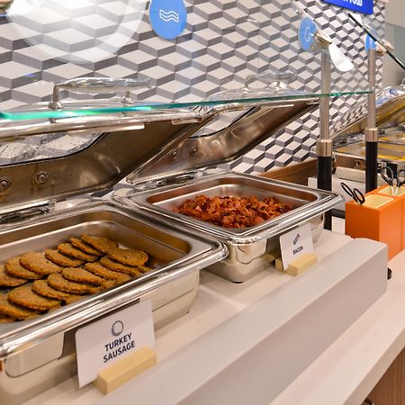 旺市西南智选假日套房酒店 沃恩 外观 照片